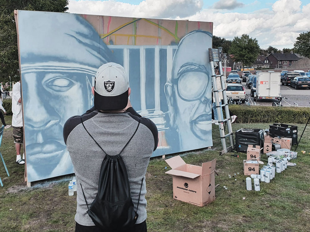 Graffiti streetart tribute portrait mural Schoolly D and Ice Dog photographing himself (Tuff Crew) @ Urban Matterz. Cacao Fabriek, Helmond (svenimal.art)